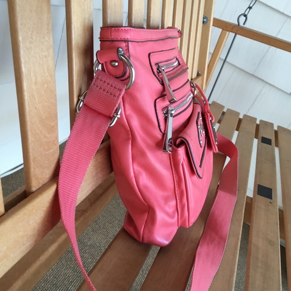 Tyler Rodan GREAT color peach/pink crossbody purse - Picture 2 of 8